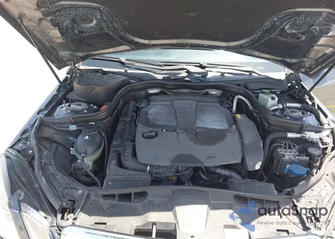 2012 Mercedes-Benz E 350 из США, поврежденный, VIN WDDHF5KB3CA545126